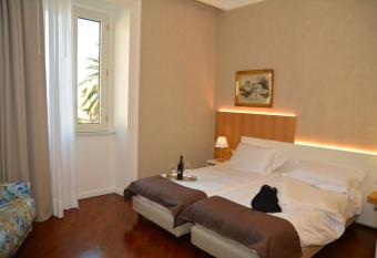 B&B Villa Maria has Balcony rooms