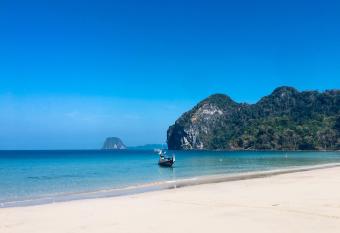 Mookies Bungalows has Balcony rooms