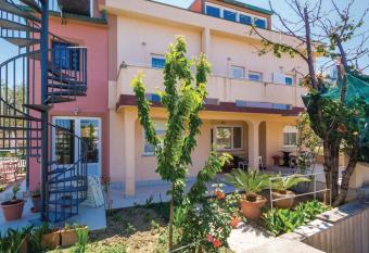 Apartment Olive House Rab has Balcony rooms