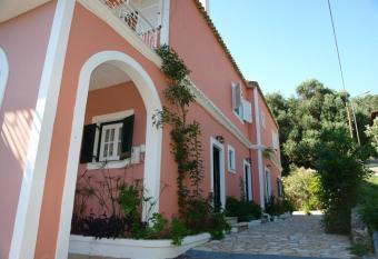 Stavroula Studios has Balcony rooms