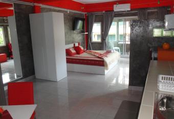 Karon Homes has Balcony rooms