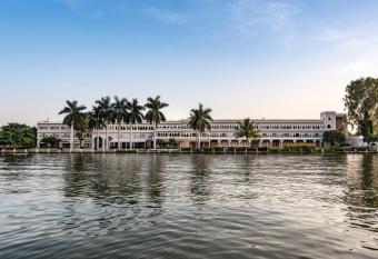 Hotel Lakend has Balcony rooms