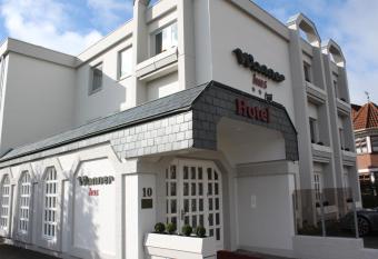 WannerHus Hotel allows 18 year olds to book a room