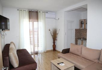 Apartments Armini has Balcony rooms