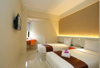 Pandanaran Prawirotaman Yogyakarta allows 18 year olds to book a room