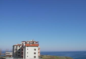 Sunrise Apartments has Balcony rooms
