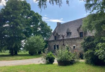 La Forge De La Coudraie has Balcony rooms