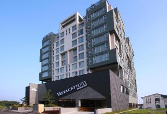 Vistacay Hotel Worldcup allows 18 year olds to book a room