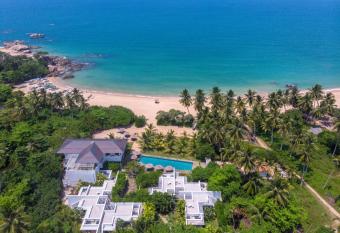 Calamansi Cove Villas has Balcony rooms