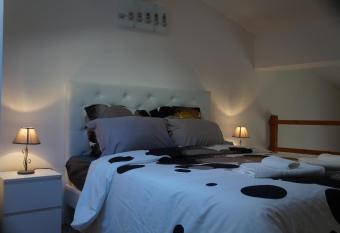 Appartements Victor et Hugo allows 18 year olds to book a room