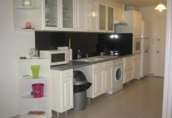 Studio 27 Orient Bay allows 18 year olds to book a room