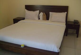 Baan Kittima allows 18 year olds to book a room