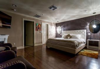 Little Paradise Hotel allows 18 year olds to book a room