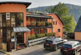 Hotel Elbpromenade has Balcony rooms