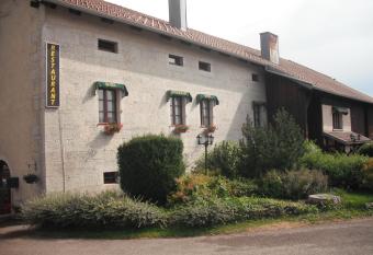 Auberge de la Motte allows 18 year olds to book a room