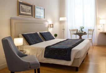 Boutique Hotel del Corso has Balcony rooms