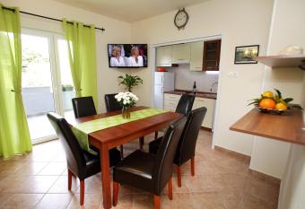 Apartment Bio  i   allows 18 year olds to book a room