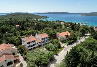 Apartments Mrva has Balcony rooms