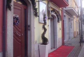 B&B Palatium S.G. allows 18 year olds to book a room