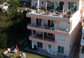 Casa Hena has Balcony rooms