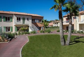 SOWELL RESIDENCES Les Perles de Saint Tropez has Balcony rooms