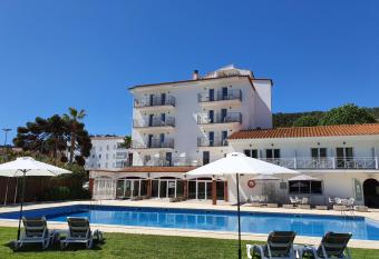 Marina Tossa has Balcony rooms