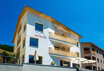 Guarda Lodge has Balcony rooms