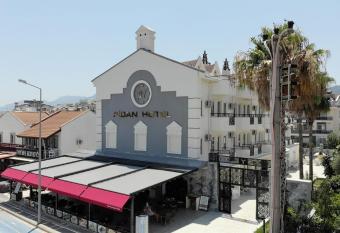 Fidan Apart Hotel has Balcony rooms