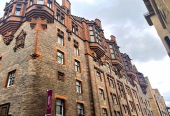Safestay Edinburgh Cowgate has Balcony rooms