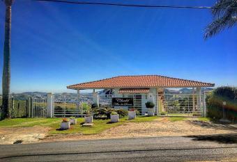 Chal   Alto da Serra SP allows 18 year olds to book a room