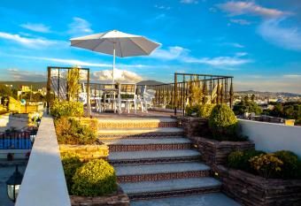 Meson de San Andres allows 18 year olds to book a room