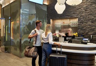 Even Hotel New York - Times Square South By IHG allows 18 year olds to book a room