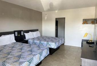 Studio 6 North Las Vegas, NV has Smoking/Balcony rooms