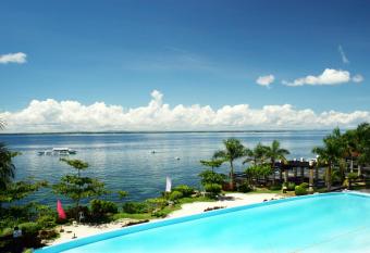 La Mirada Residence Condos and beach resorts has Balcony rooms