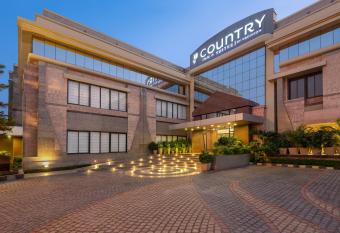 Country Inn & Suites By Radisson Jammu allows 18 year olds to book a room