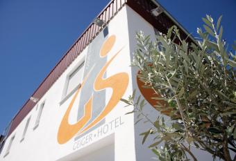 GS Hotel Mindelheim allows 18 year olds to book a room