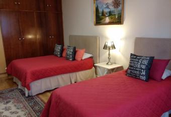 Uitenhage Apartments allows 18 year olds to book a room