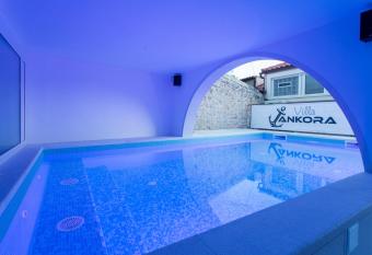 Apartments Villa Ankora allows 18 year olds to book a room