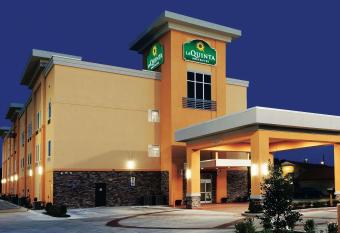 Comfort Inn & Suites allows 18 year olds to book a room
