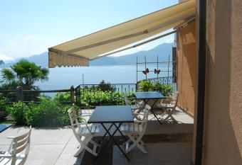 B&B Nonno Leo has Balcony rooms