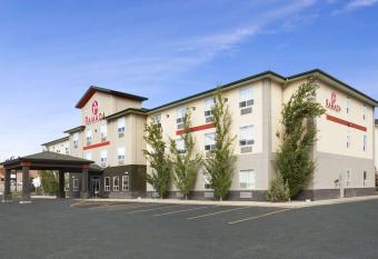 Ramada by Wyndham Edson allows 18 year olds to book a room