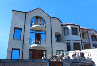 Art Hotel has Balcony rooms