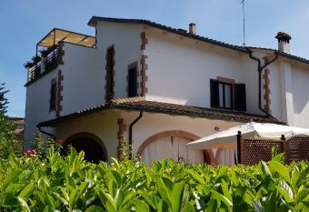 La Casa di Gigliola has Balcony rooms
