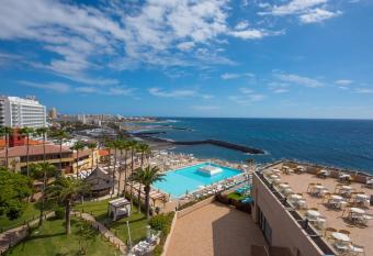 Iberostar Waves Bouganville Playa has Balcony rooms