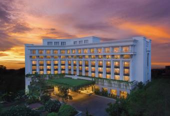 ITC Kakatiya, a Luxury Collection Hotel, Hyderabad allows 18 year olds to book a room