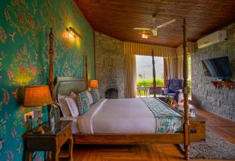 Larisa Resort Manali allows 18 year olds to book a room
