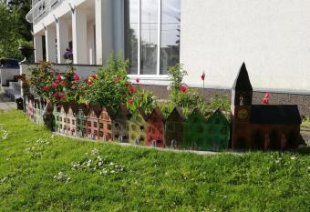 Oti Guesthouse has Balcony rooms