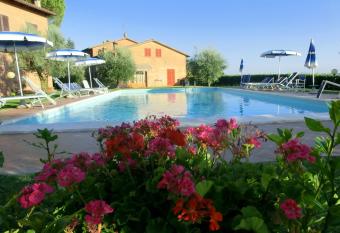 Agriturismo Azienda Agricola La Roccaia has Balcony rooms