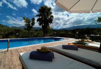 Villa Domenico has Balcony rooms