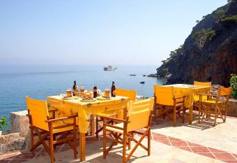 Sweet Corner Masxali has Balcony rooms